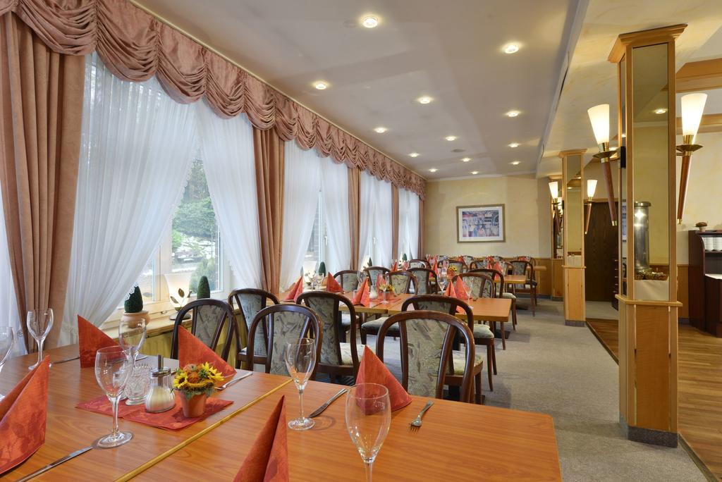 Hotel Holst Rosengarten  Extérieur photo