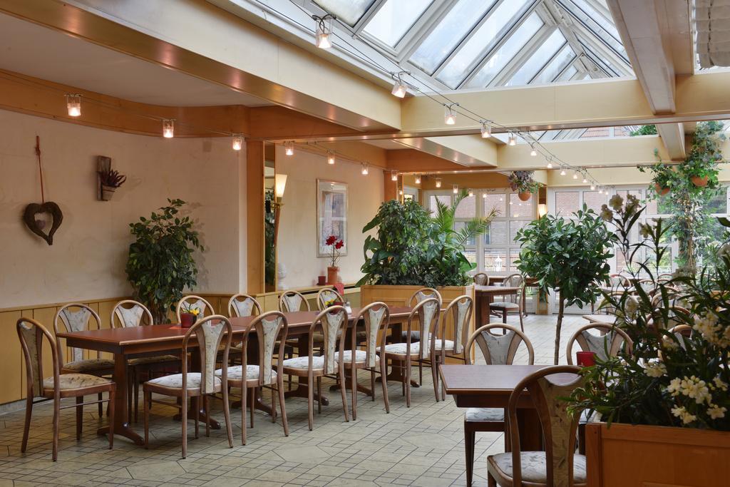 Hotel Holst Rosengarten  Extérieur photo