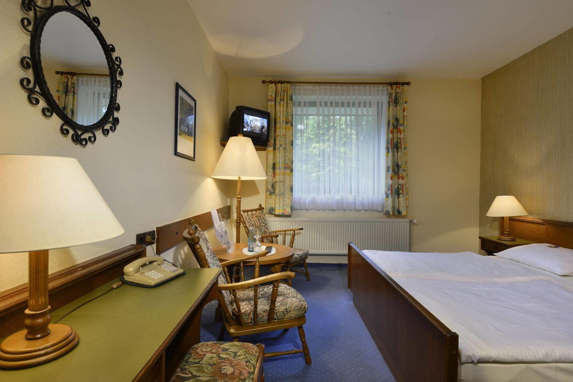 Hotel Holst Rosengarten  Extérieur photo
