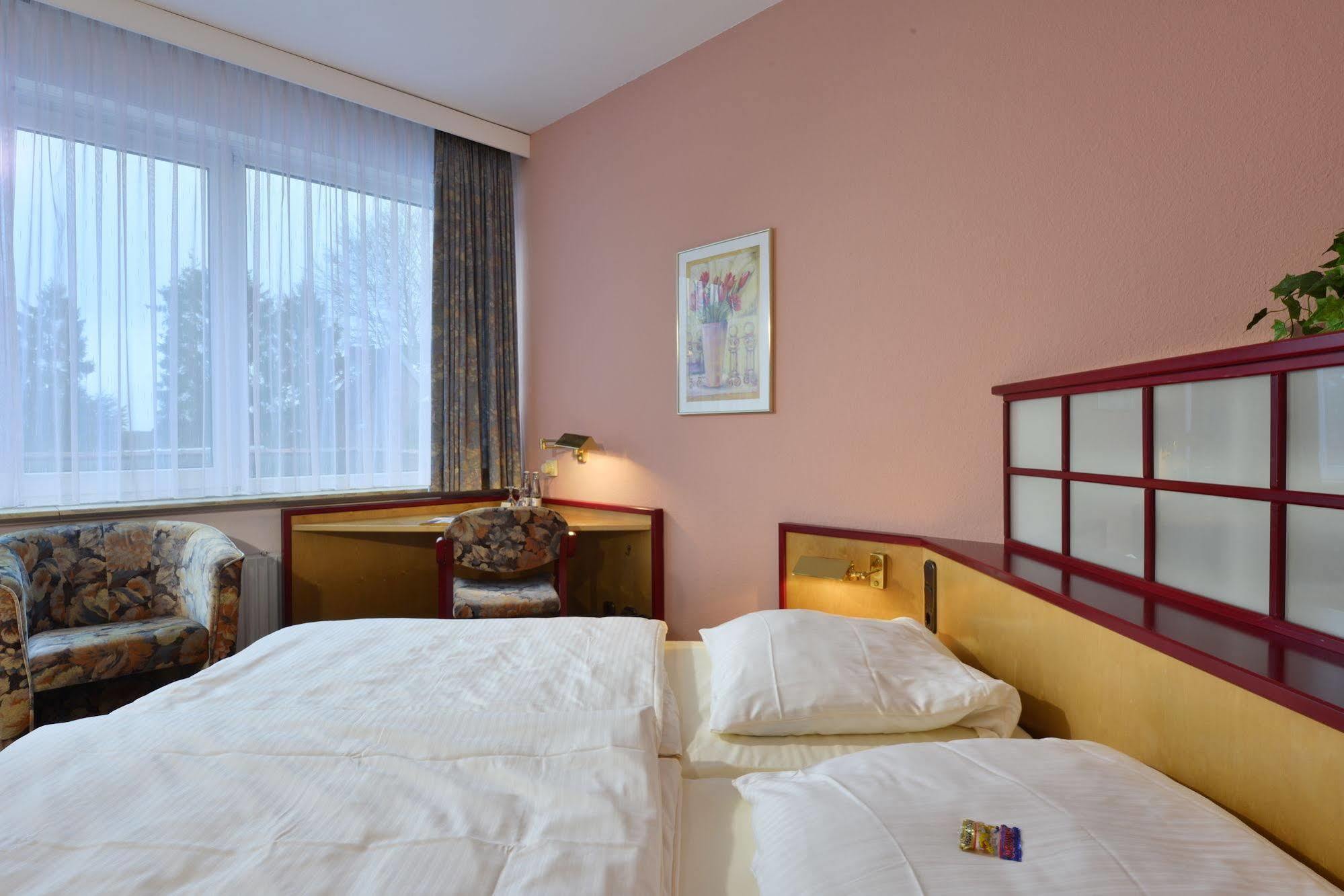 Hotel Holst Rosengarten  Extérieur photo