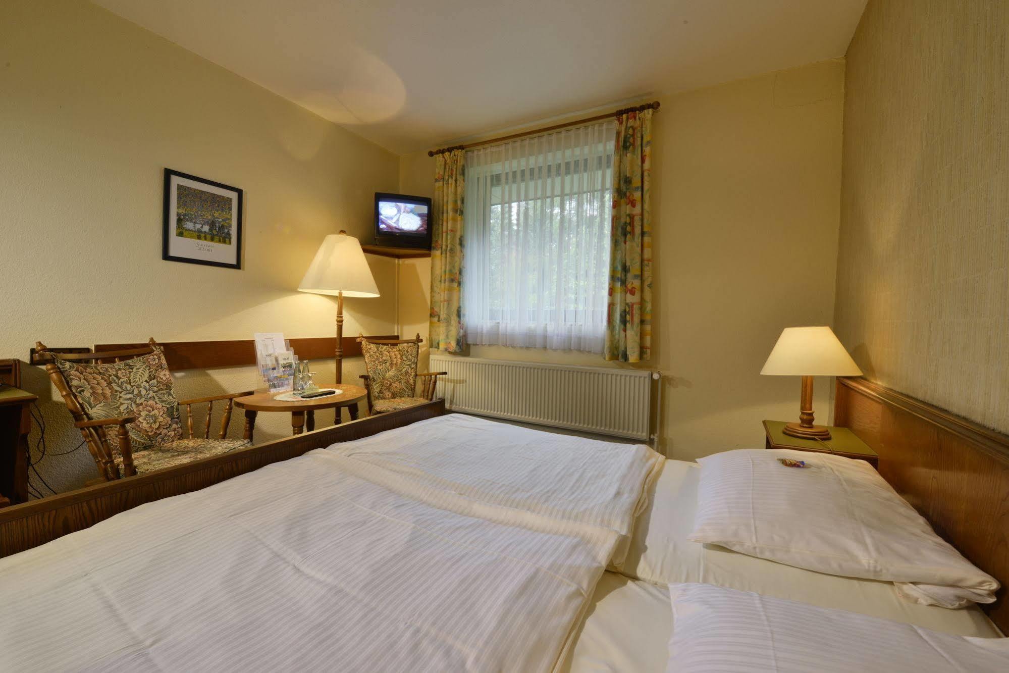 Hotel Holst Rosengarten  Extérieur photo